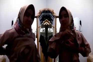 Bokep Indo Kasur Empuk Jadi Saksi Bisu Ngewe Liar