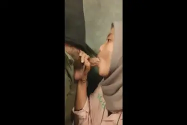 Jilbab Diminta BJ Sebelum Tidur Nurut Viral Indo