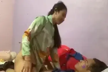 Momen Intim Bersama Kakak Di Kamar