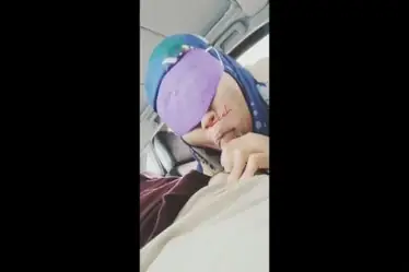 Ukhti Jilbab Biru Sepong Kontol Ganas Di Mobil Panas